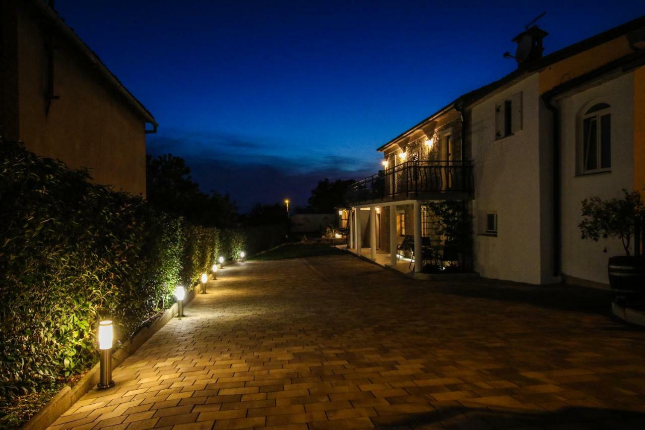 Villa Alma กาชเตลีร์ ภายนอก รูปภาพ