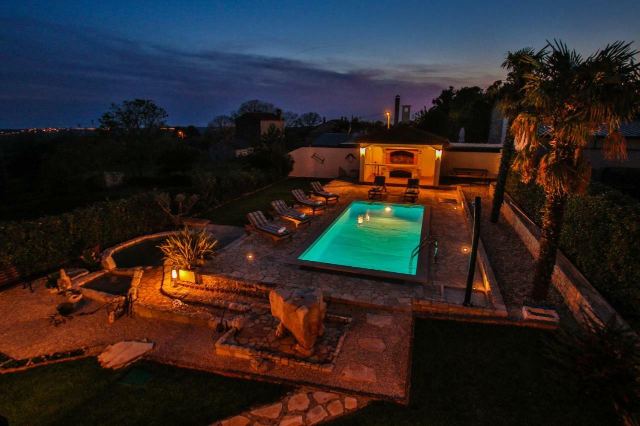Villa Alma กาชเตลีร์ ภายนอก รูปภาพ